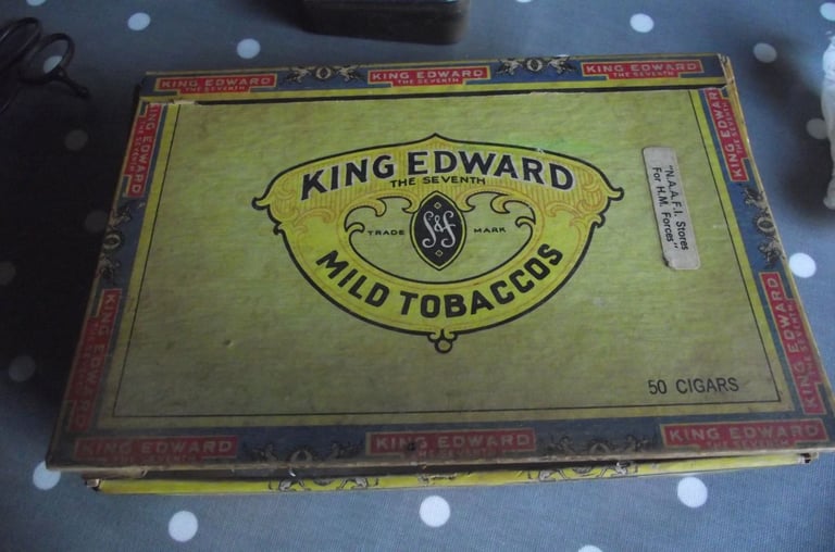 image for Vintage King Edward V11 cigar box with vintage items