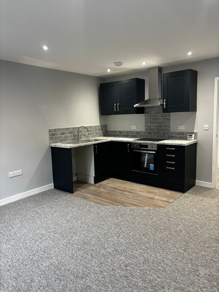 2 Bed 2nd floor flat in North St, BS3