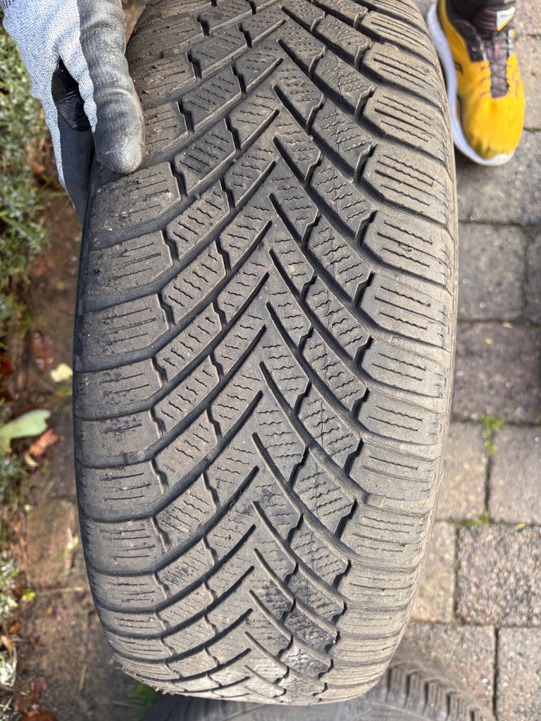 Alloy wheels and continental winter tyres to suit 2015 Audi A3, VW Golf etc 