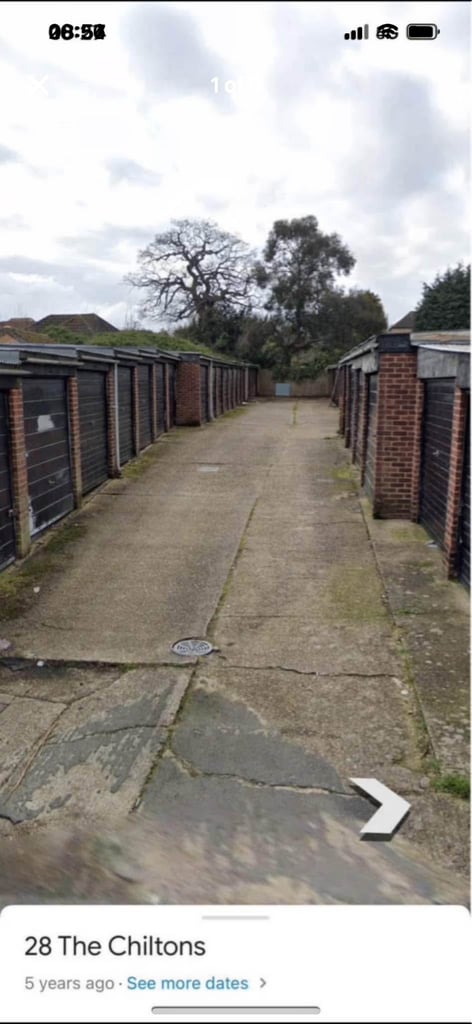 Single Garage to let South Woodford E18 2JQ