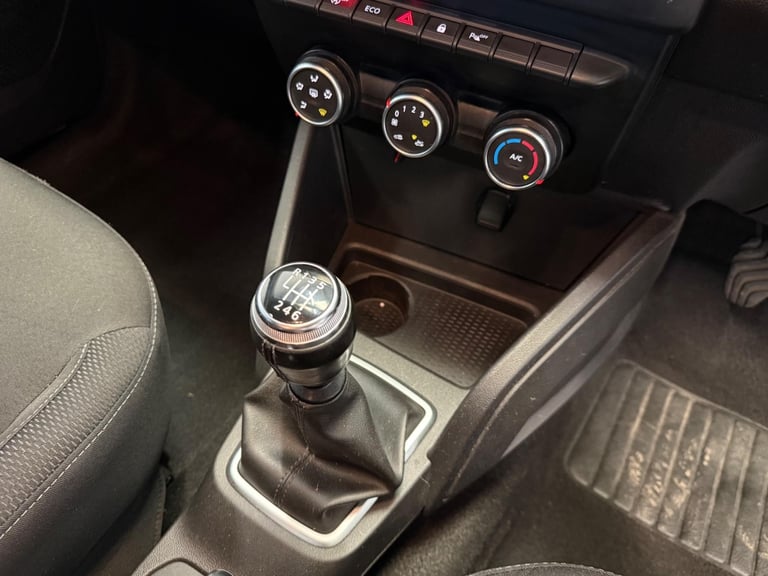 2019 Dacia Duster 1.3 TCe Comfort Euro 6 (s/s) 5dr HATCHBACK Petrol Manual