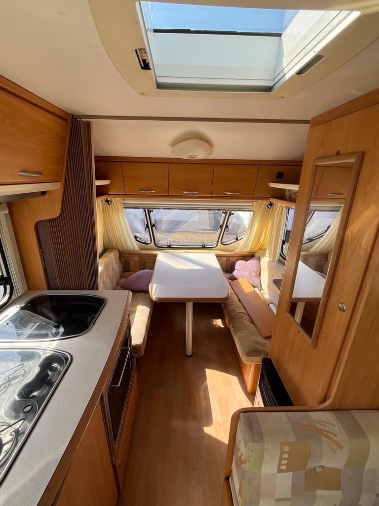 Lunar Chauto 4 berth fitted mover 