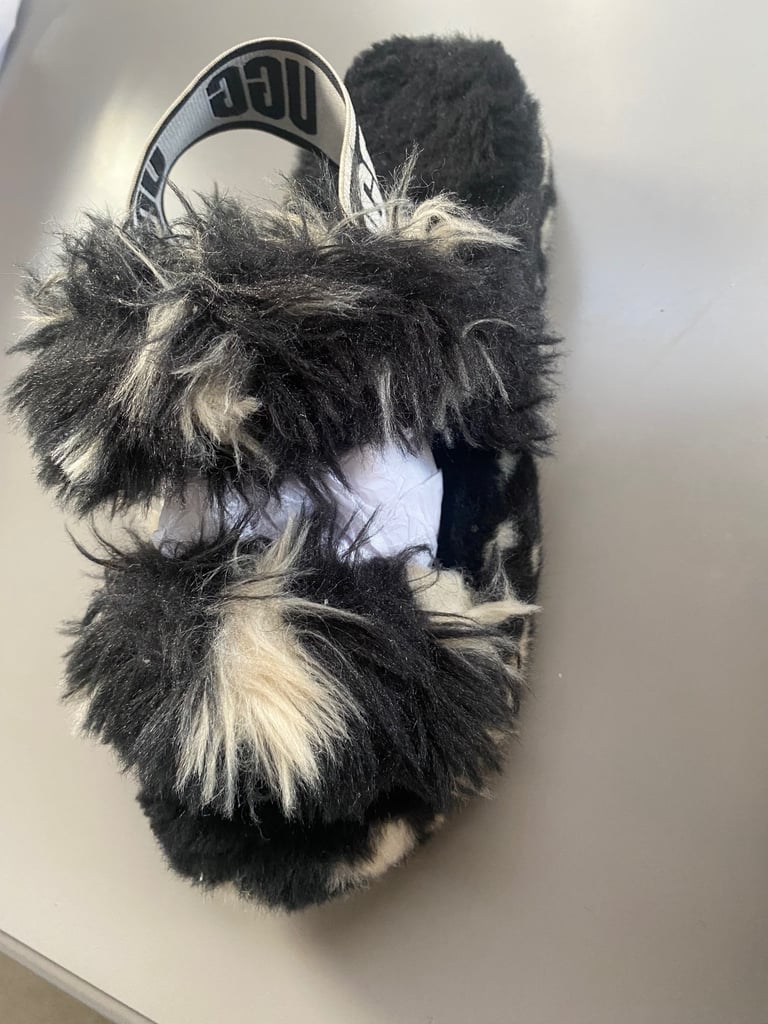 UGG fluffy platform slippers in size UK5 VGC