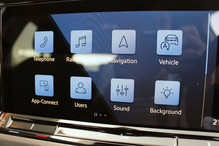 2022 22 VOLKSWAGEN GOLF 1.5 TSI STYLE HATCHBACK 5DR PETROL MANUAL EURO 6 (S/S) (