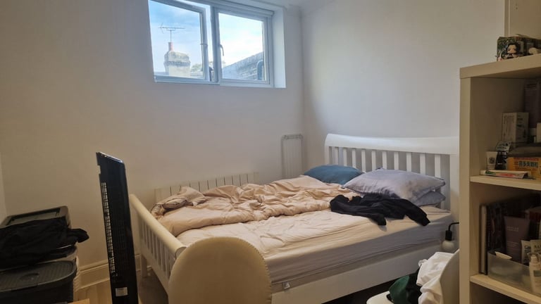 Modern 1st Floor Studio Flat to Rent, Lower Clapton Road, Hackney E5