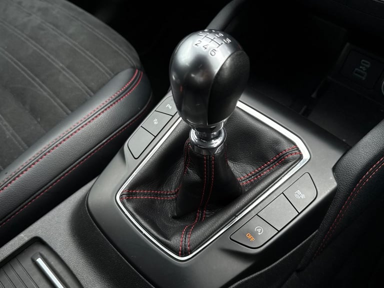 2020 Ford Kuga 2.0 EcoBlue mHEV ST-Line 5dr SUV DIESEL Manual