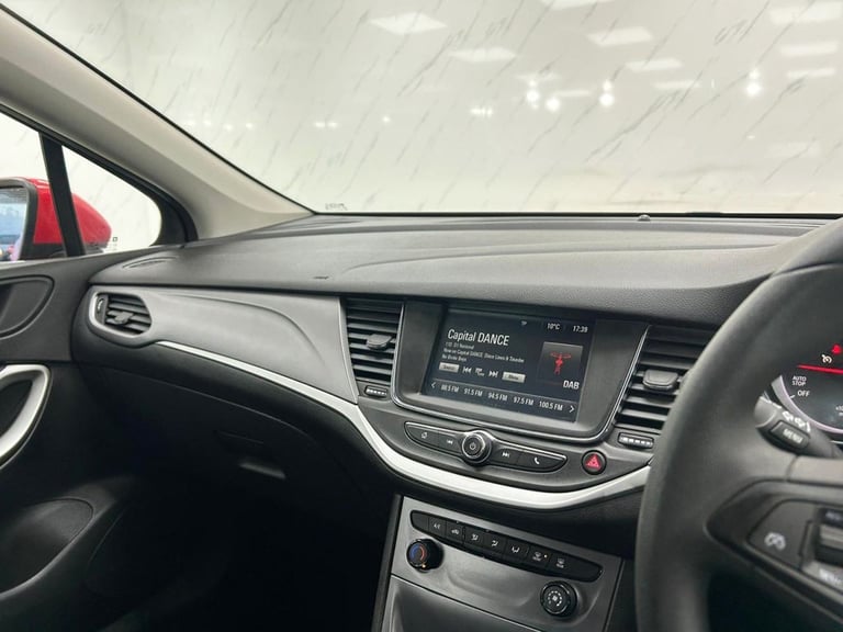 2017 Vauxhall Astra *AUTO!* 1.4i Turbo Design Hatchback 5dr Petrol Auto Euro 6 (s/s) (150 ps) F H...