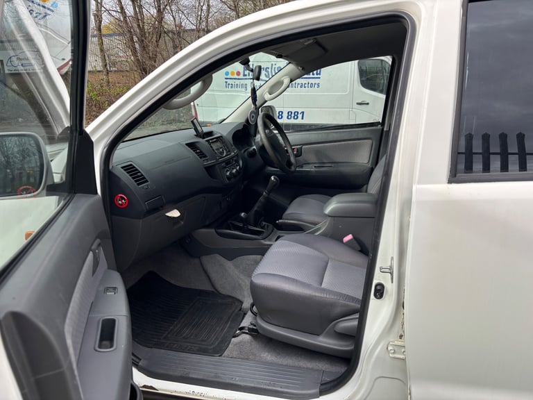 Toyota, HILUX, Pick Up, 2012, Manual, 2494 (cc)
