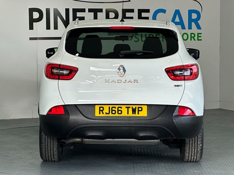 2016 Renault Kadjar 1.5 dCi Dynamique Nav SUV 5dr Diesel EDC Euro 6 (s/s) (110 ps) HATCHBACK Dies...