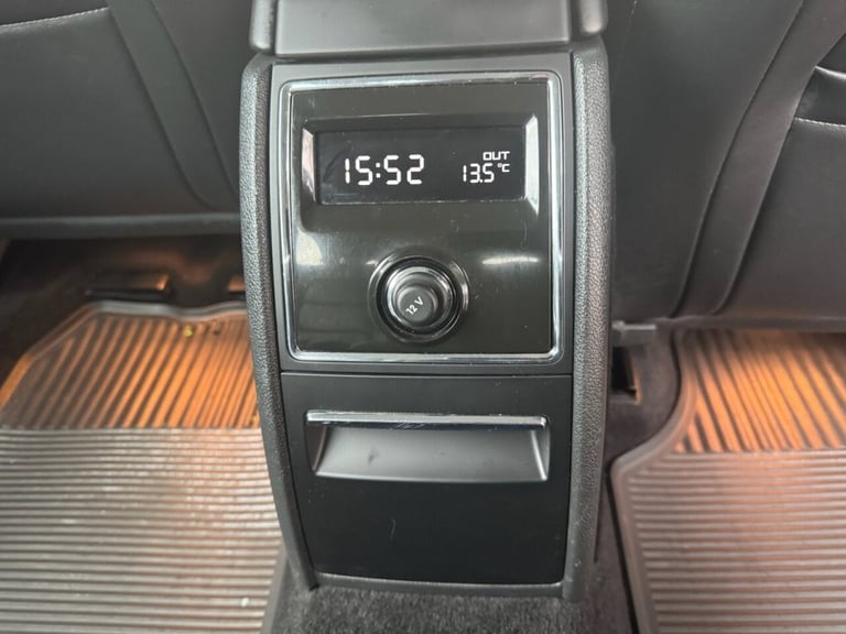 2013 Skoda Superb 1.8 TSI Elegance Estate 5dr Petrol Manual 4WD Euro 5 (160 ps) Estate Petrol Manual