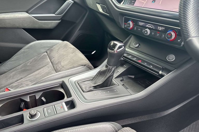 2019 Audi Q3 40 TFSI Quattro Vorsprung 5dr S Tronic SUV Petrol Automatic