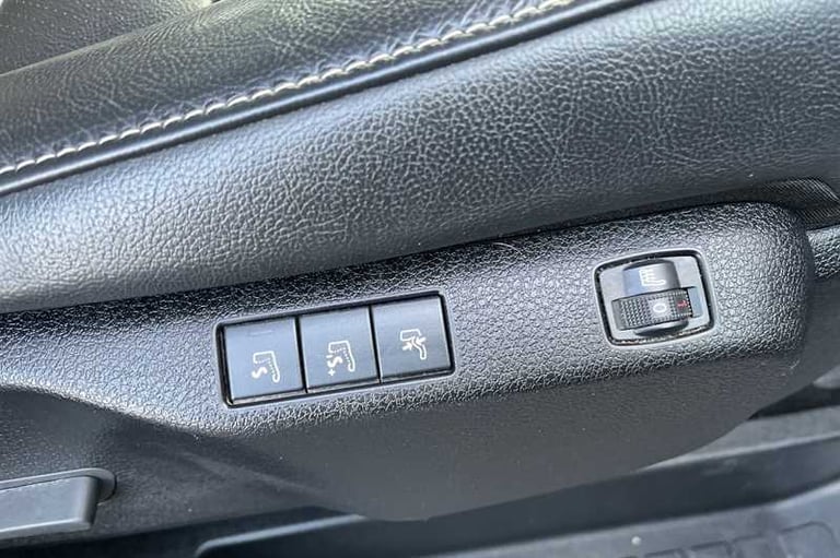 2023 Peugeot Traveller Business VIP 2.0 BlueHDi Diesel Automatic Start/Stop (180ps) MPV Diesel Au...