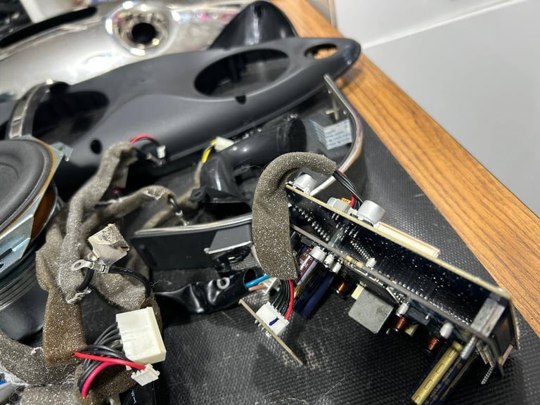 Parts & speaker drivers for B&W Bowers & Wilkins Zeppelin