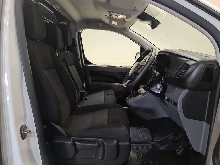 PEUGEOT EXPERT 1.5 BLUEHDI 1000 PROFESSIONAL PREMIUM 100 BHP MWB DIESEL