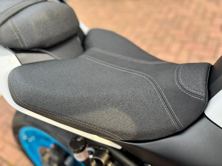 YAMAHA MT-07 Y-AMT 2025 - 1 OWNER - 249 MILES - ICE STORM - EXTRAS FITTED