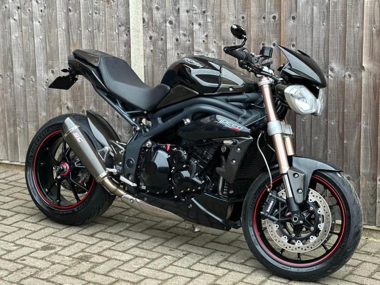TRIUMPH SPEED TRIPLE 1050 ABS 2014 (14) + SC PROJECT + DRIPPED IN CARBON