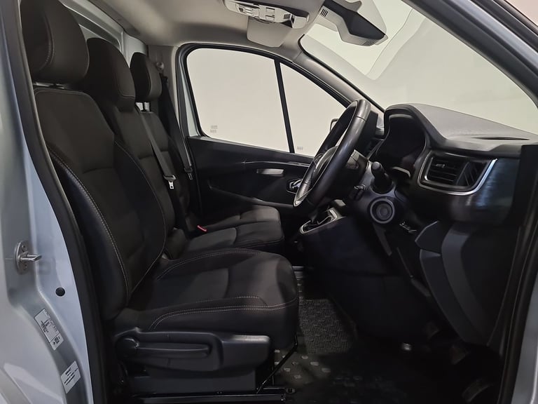 2022 Renault Trafic 2.0 DCI BLUE SL28 SPORT+ L1 H1 150 BHP SWB Panel Van Diesel Manual