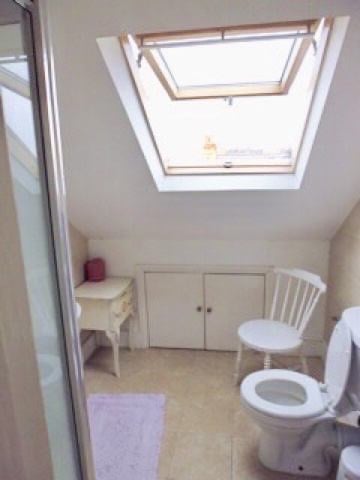 Room with single bed in Fulham