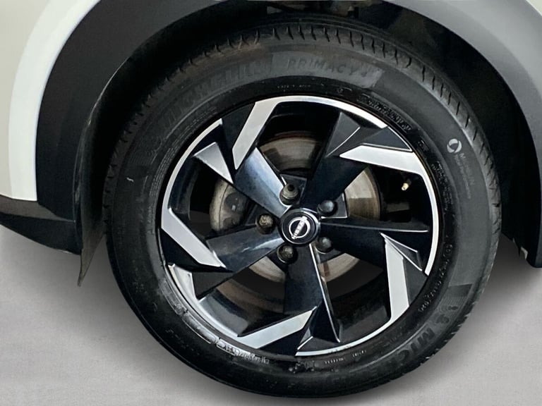 2023 Nissan Juke 1.0 DiG-T 114 N-Connecta 5dr Crossover/SUV PETROL Manual
