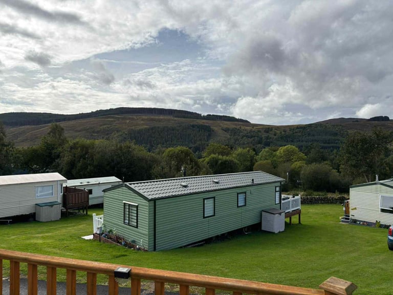 Bargain static caravan with huge decking and no site fees until 2027! £2,200 deposit