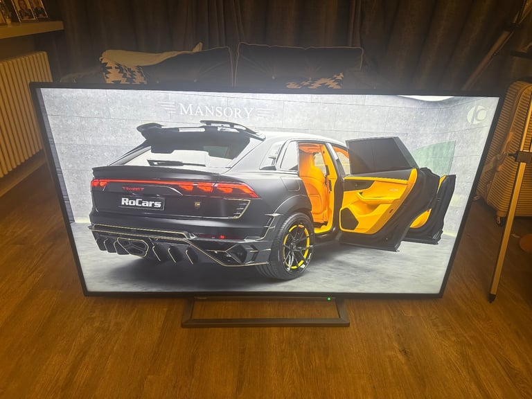 65” Ultra Smart TV 4K HD ( Less than 1 Year Old ) 
