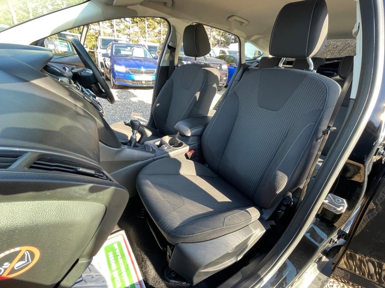 2012 Ford Focus 1.0T EcoBoost Titanium Euro 5 (s/s) 5dr HATCHBACK Petrol Manual
