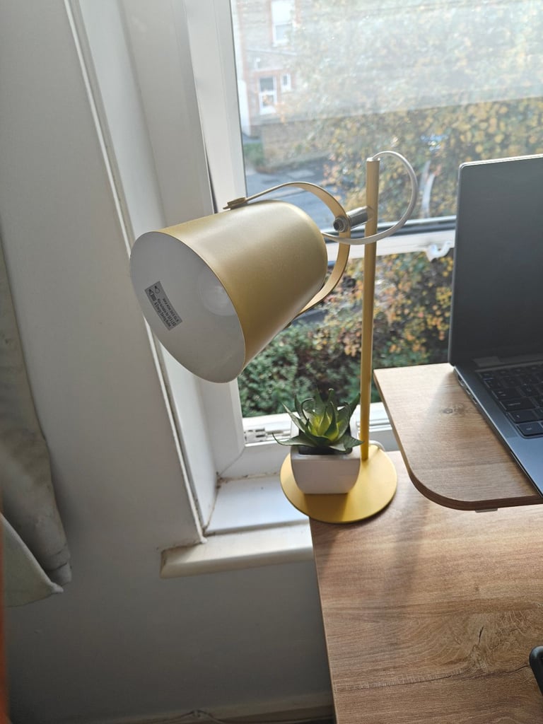 image for Yellow Desk Lamp – £5