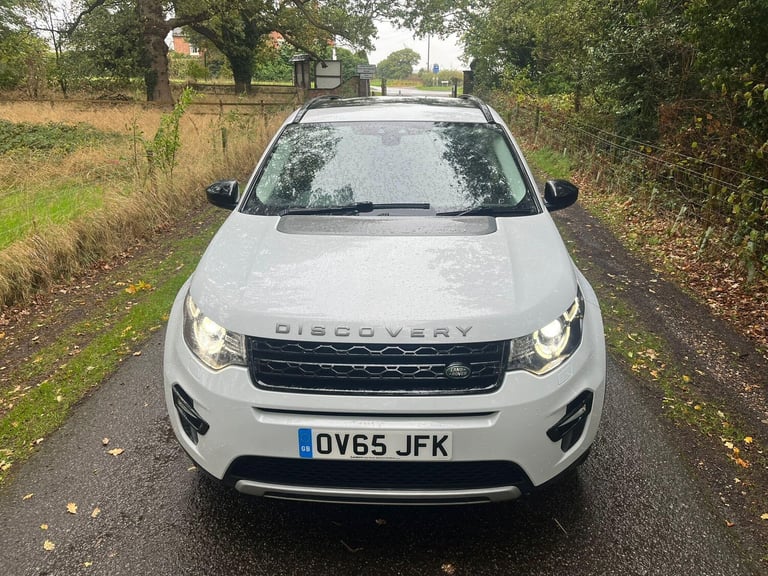 2015 Land Rover Discovery Sport 2.0 TD4 HSE Auto 4WD Euro 6 (s/s) 5dr ESTATE Diesel Automatic