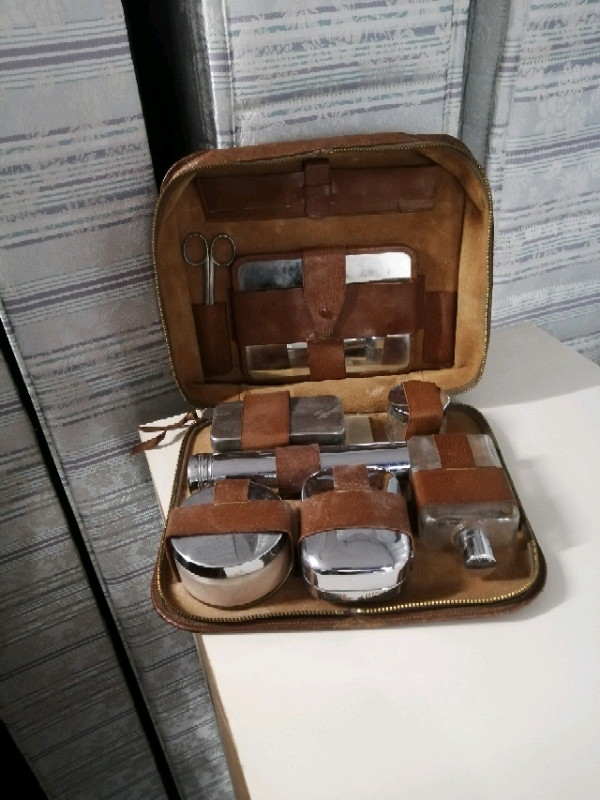 image for Antique gentleman s vanity set 
