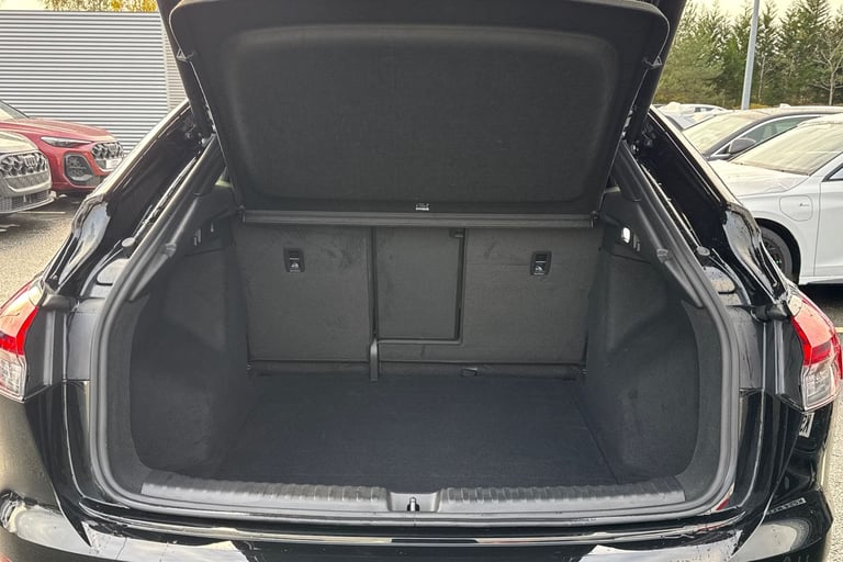 2024 Audi Q4 e-tron Q4 Sportback Black Edition 45 e-tron  210,00 kW SUV Automatic