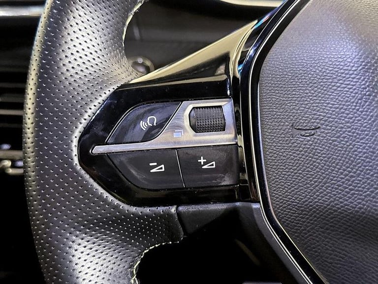 2021 Peugeot 208 100kW GT 50kWh 5dr Auto HATCHBACK ELECTRIC Automatic