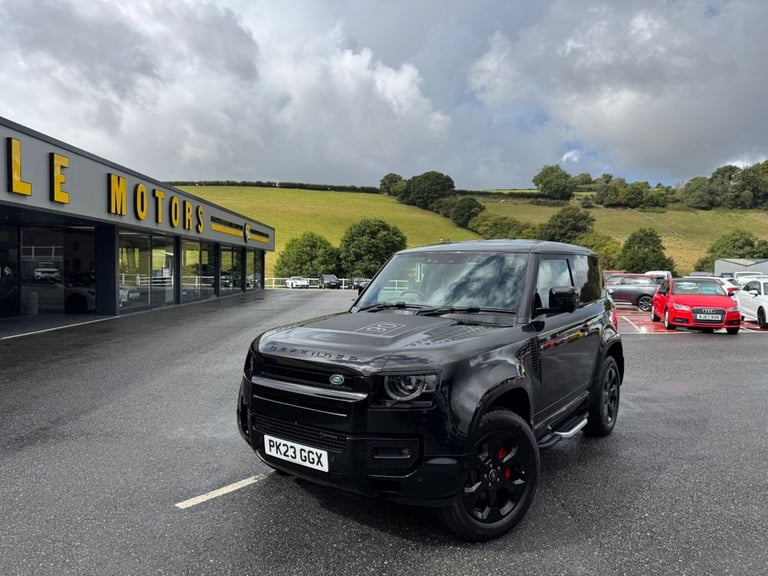 2023 23 LAND ROVER DEFENDER 3.0 D250 MHEV X-DYNAMIC SE Diesel Santorini Black