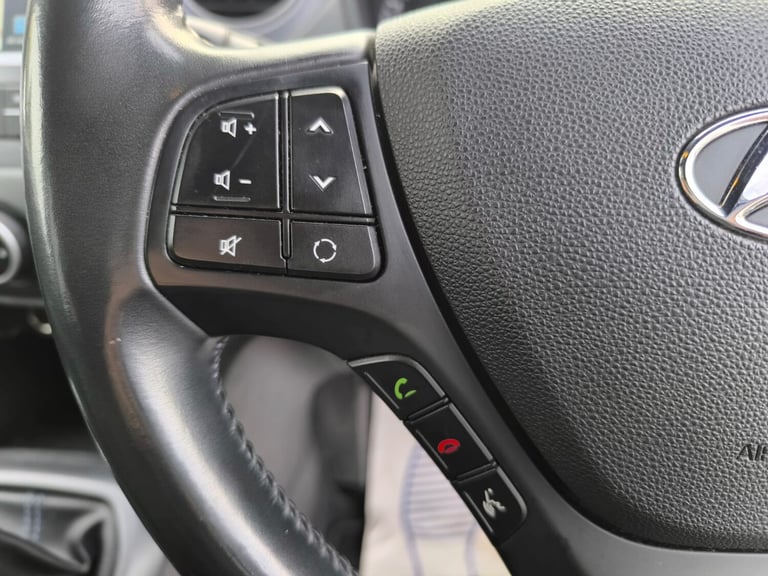 2018 Hyundai i10 1.0 Petrol Manual GO! SE Hatchback 5dr 2 Keys Euro 6 ULEZ Free HATCHBACK Petrol ...