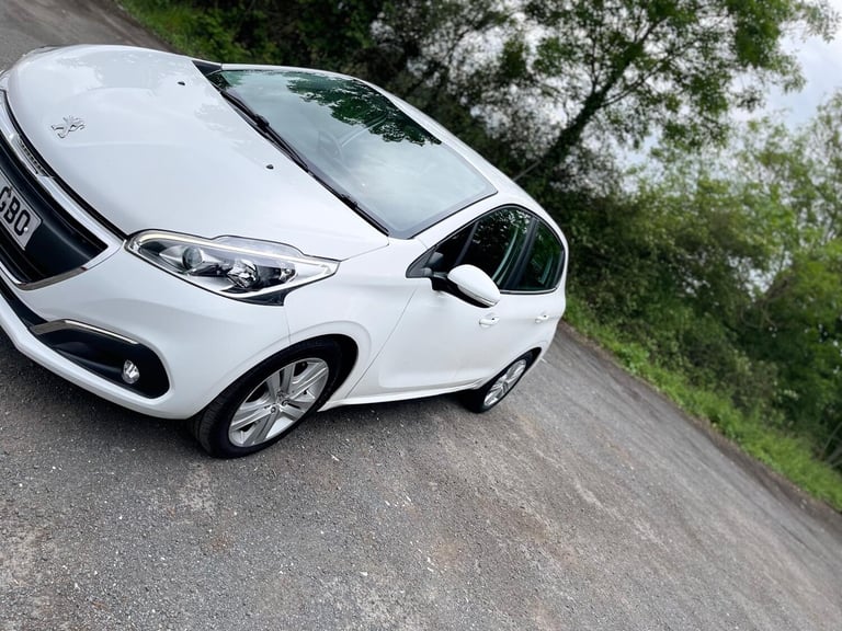 2019 Peugeot 208 1.2 PureTech 82 Active 5dr [Start Stop] HATCHBACK Petrol Manual