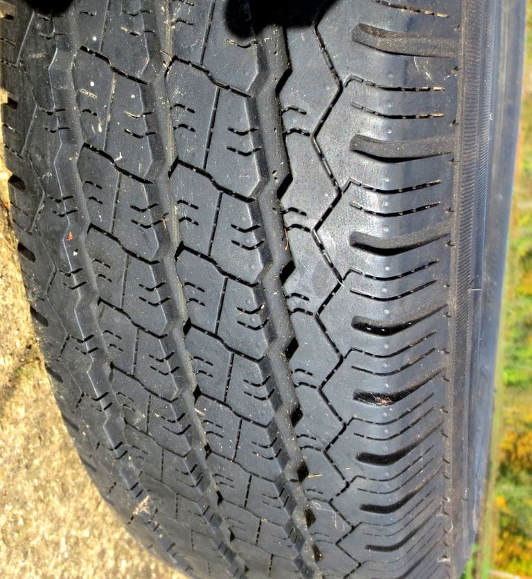 Garavan/Trailer tyre