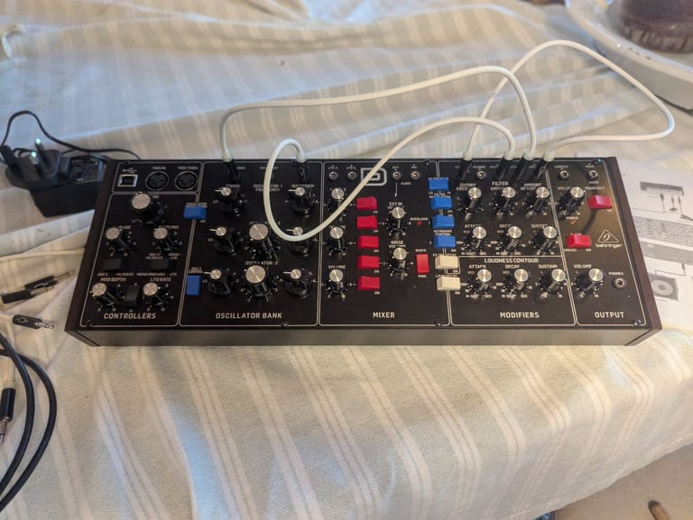 Behringer Model D Mini Moog Synthesiser 