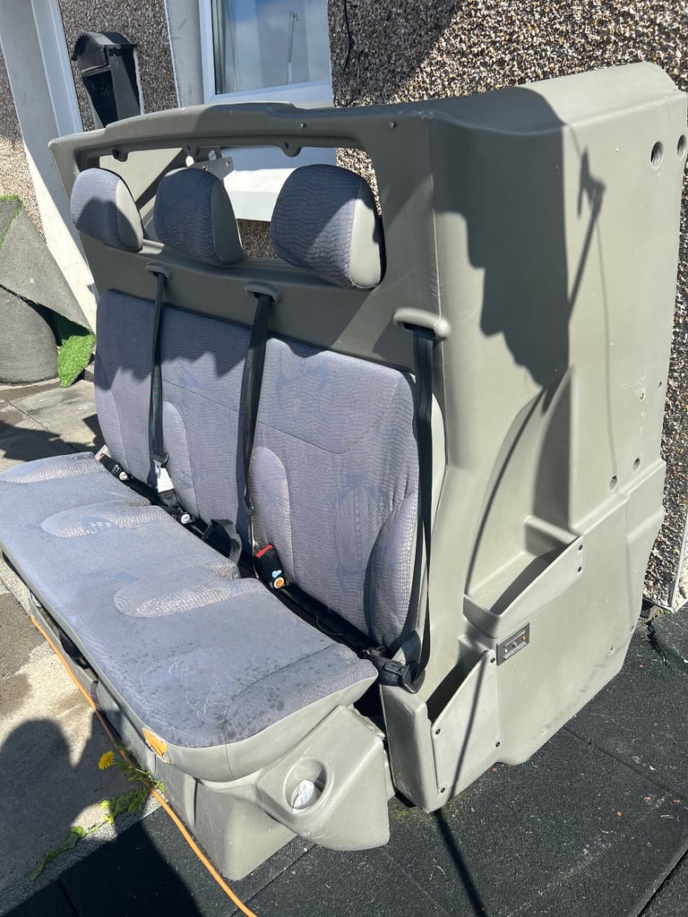 image for Rear set Renault trafic