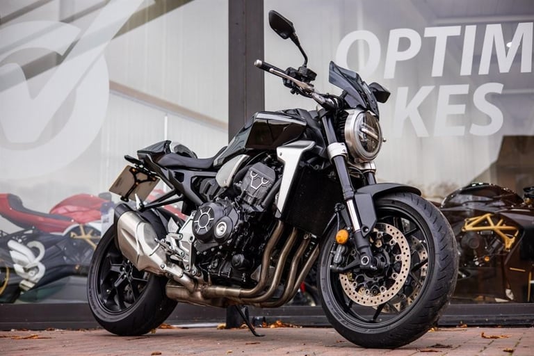 image for Honda CB1000R LOW MILES ! SHIFTER ! STUNNING