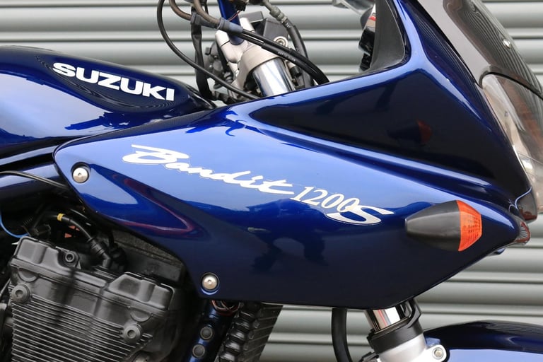 Suzuki GSF1200S K1 BANDIT 1200 2001