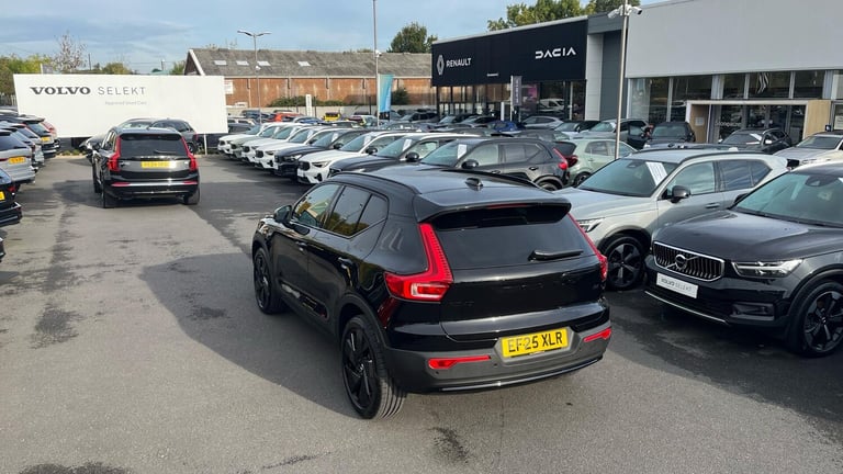 2025 Volvo XC40 2.0 B4 MHEV Plus Black Edition DCT Auto Euro 6 (s/s) 5dr ESTATE Petrol/Electric H...