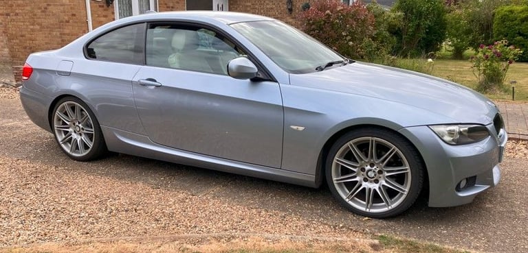 BMW, 3 SERIES, Coupe, 2010, Manual, 1995 (cc), 2 doors (320d M Sport Highline)