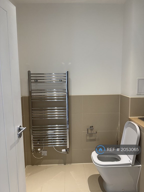 3 bedroom house in Charlock Close, Haroldwood, RM3 (3 bed) (#2053065)
