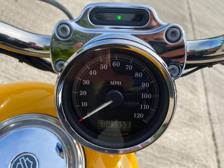 2008 57 HARLEY DAVIDSON XL 1200 C XL1200 CUSTOM SPORTSTER YELLOW CRUISER STUNNER