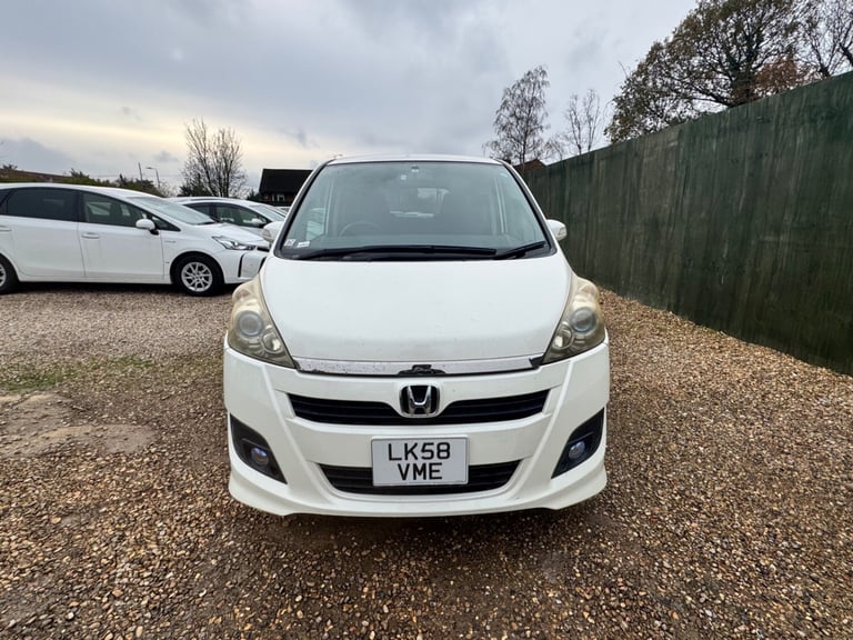 Honda Stepwagon 2008 Petrol 2.0 Automatic Petrol 8 seater