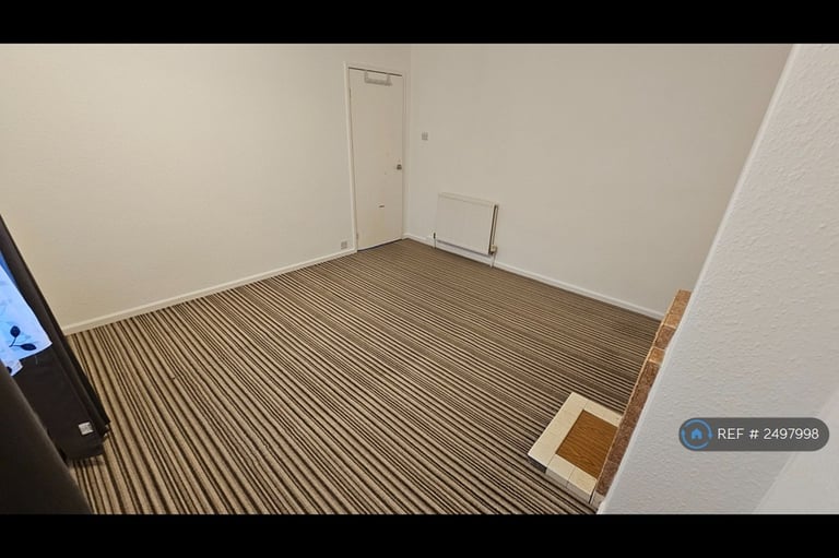 3 bedroom house in Smithy Lane, Leeds, WF3 (3 bed) (#2497998)