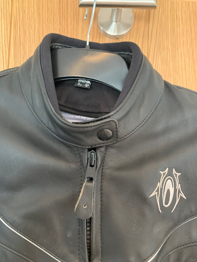 Fully armoured Ladies motorcycle jacket 