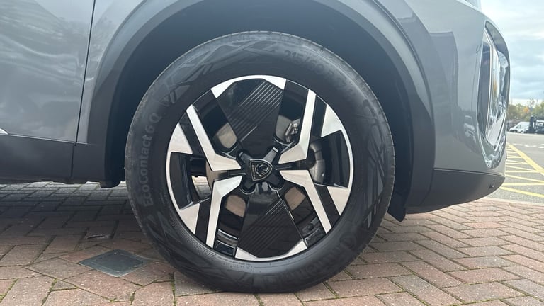 2024 Peugeot 2008 1.2 HYBRID GT SUV 5dr Petrol Hybrid e-DSC6 Euro 6 (s/s) (136 ps) SUV Hybrid Aut...