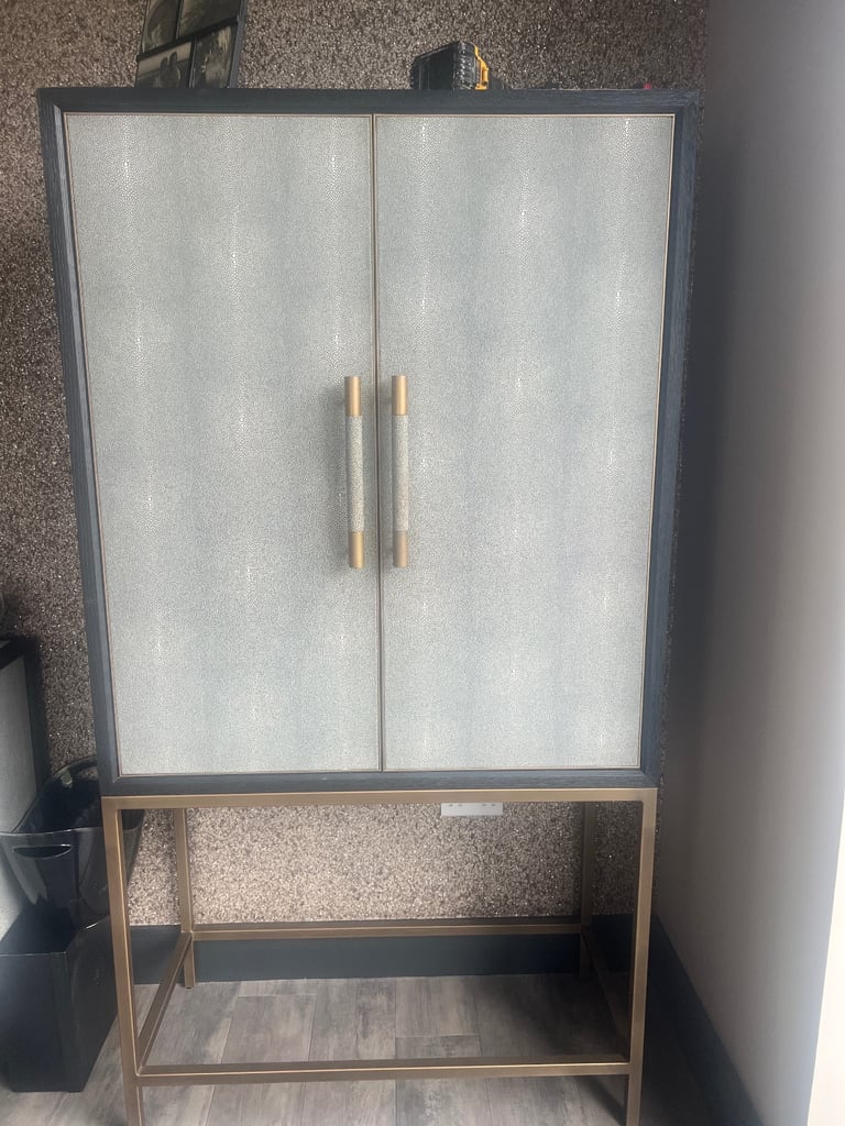 image for Tall cabinet / bar 