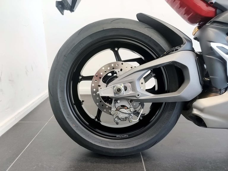 2025 Ducati Streetfighter V4S Ex-Demo Red 1,470 Miles | £325 Dep & £325 pcm