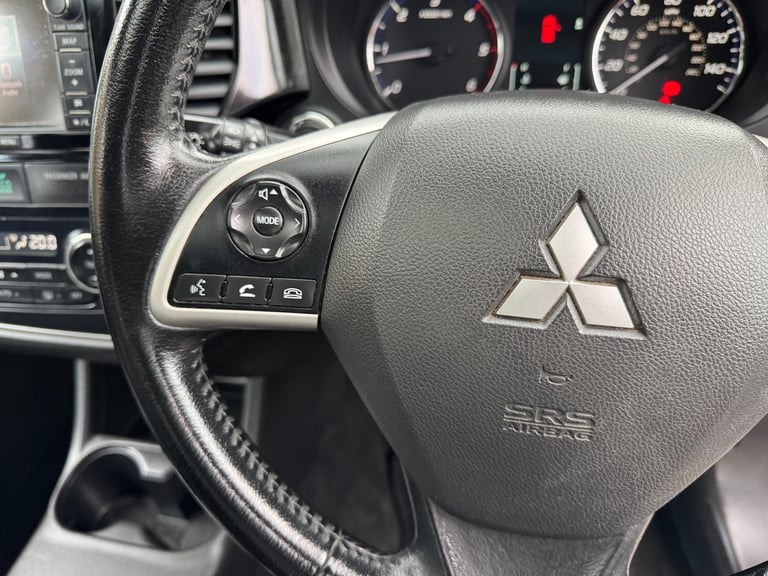 2014 Mitsubishi Outlander 2.2 DI-D GX4 SUV 5dr Diesel Manual 4WD Euro 5 (s/s)